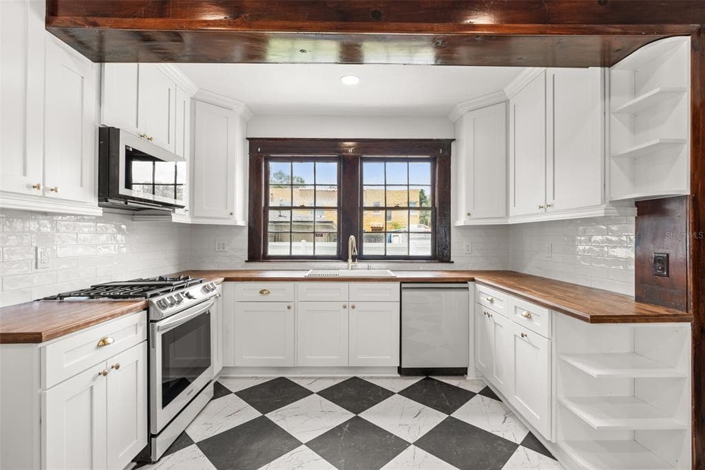 2101 SANFORD AVENUE, SANFORD, FL 32771 — zdjęcie 3