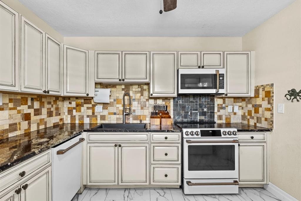 301 GRANADA STREET, FORT PIERCE, FL 34949 — zdjęcie 5