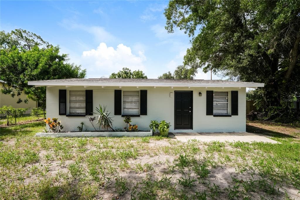 9216 W PATTERSON STREET, TAMPA, FL 33615 — zdjęcie 2