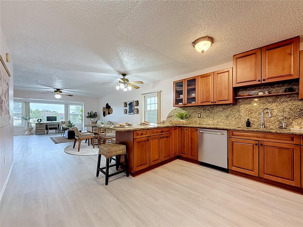 1900 68TH STREET N # 301, ST PETERSBURG, FL 33710 — zdjęcie 5
