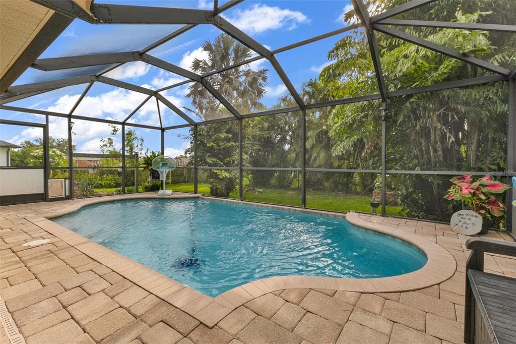 1209 NW 25TH PLACE, CAPE CORAL, FL 33993 — zdjęcie 2