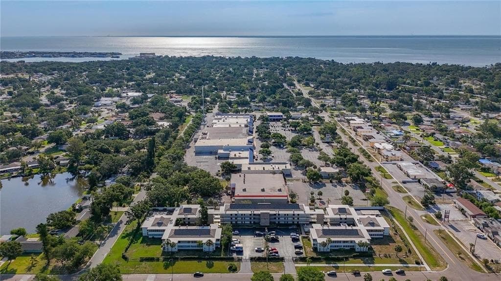 6100 12TH STREET S # 107, ST PETERSBURG, FL 33705 — zdjęcie 4