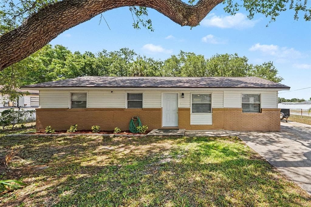 7924 BAHIA AVENUE, TAMPA, FL 33619 — zdjęcie 2