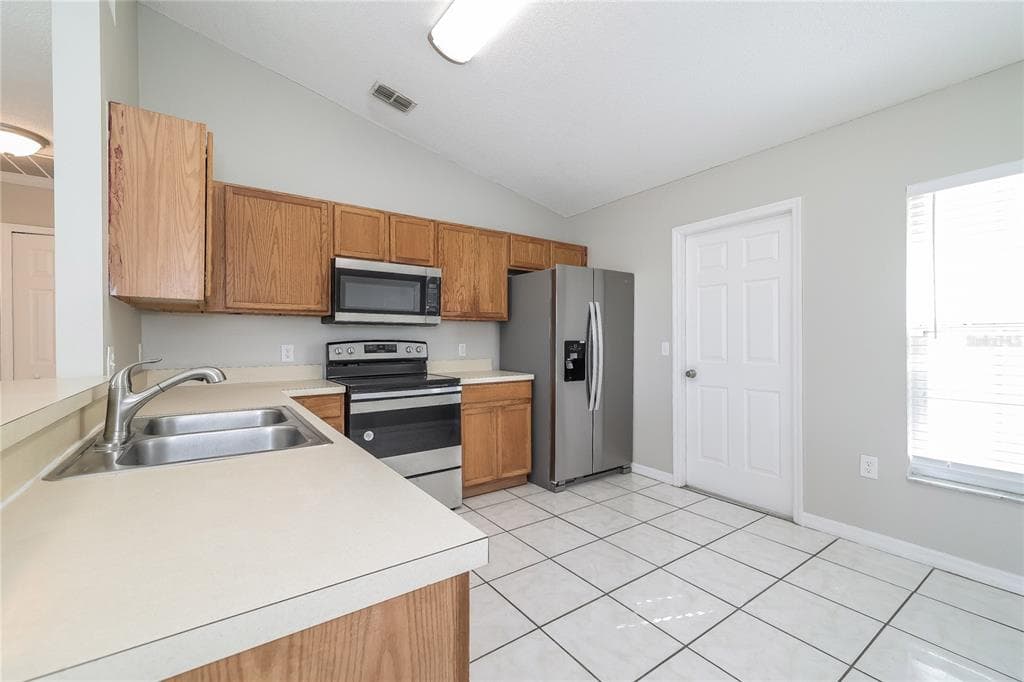 188 ANZIO DRIVE, KISSIMMEE, FL 34758 — zdjęcie 5