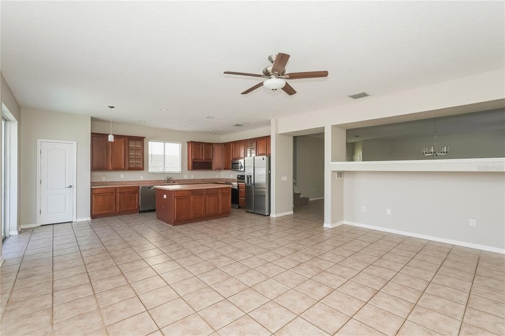 12125 FOX BLOOM AVENUE, GIBSONTON, FL 33534 — zdjęcie 2