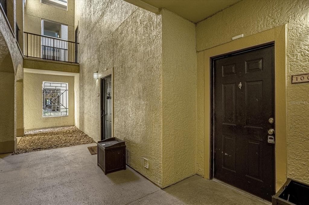 102 VISTA VERDI CIRCLE # 100, LAKE MARY, FL 32746