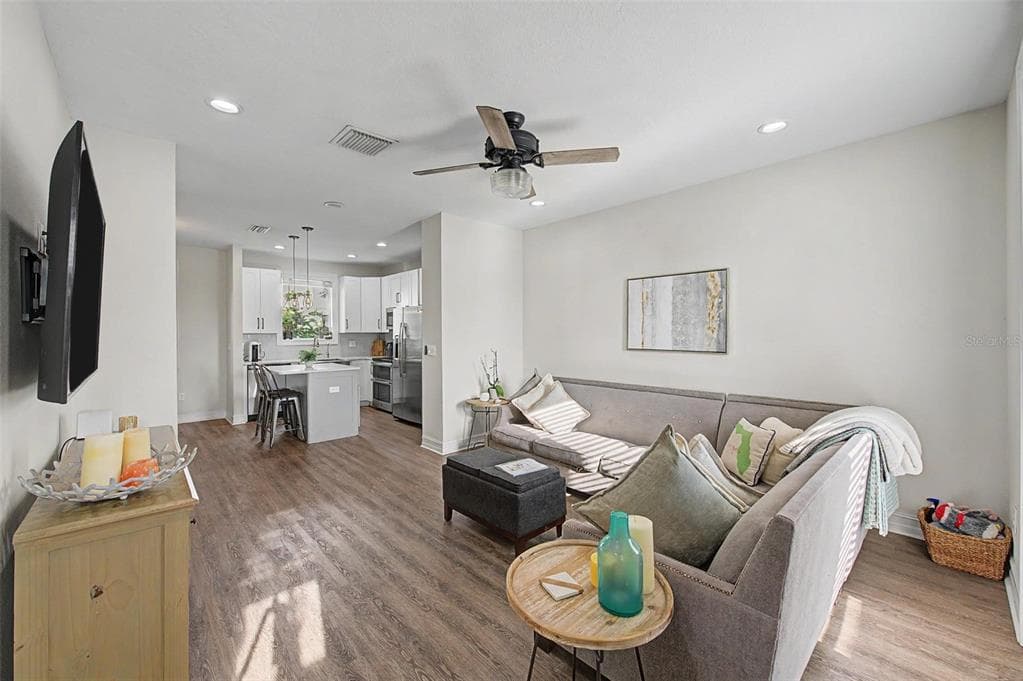 1527 N MORGAN STREET, TAMPA, FL 33602 — zdjęcie 4