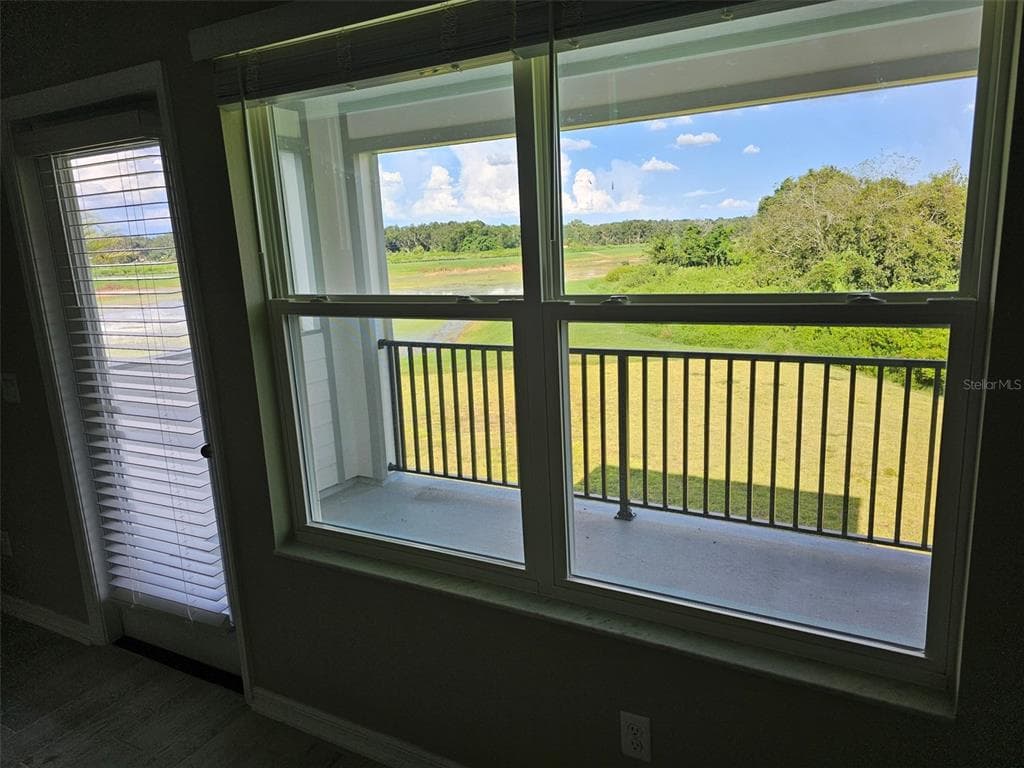 38049 COPPER PENNY COURT, ZEPHYRHILLS, FL 33540 — zdjęcie 4