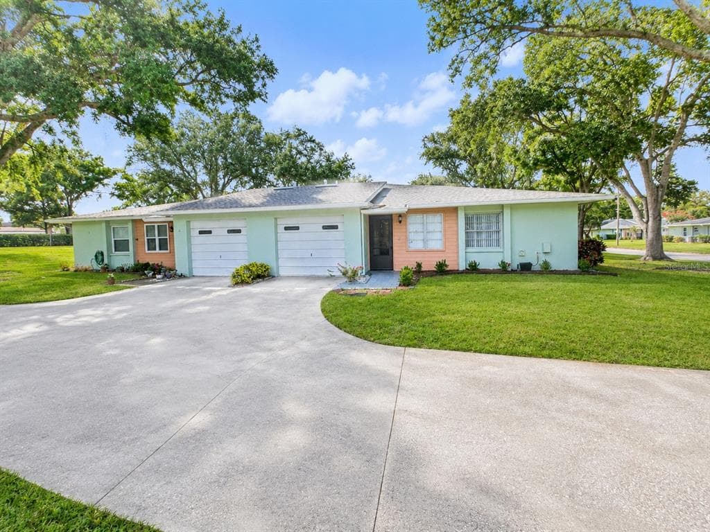 1131 ORANGE TREE CIRCLE W # C, PALM HARBOR, FL 34684 — zdjęcie 2