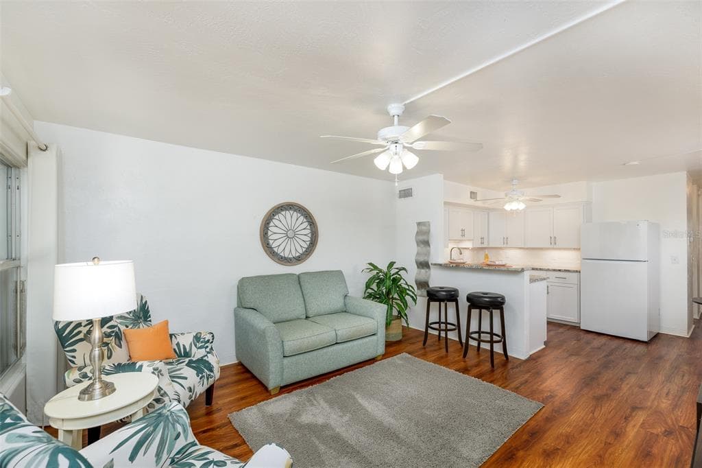 4154 56TH STREET N # 720, KENNETH CITY, FL 33709 — zdjęcie 4