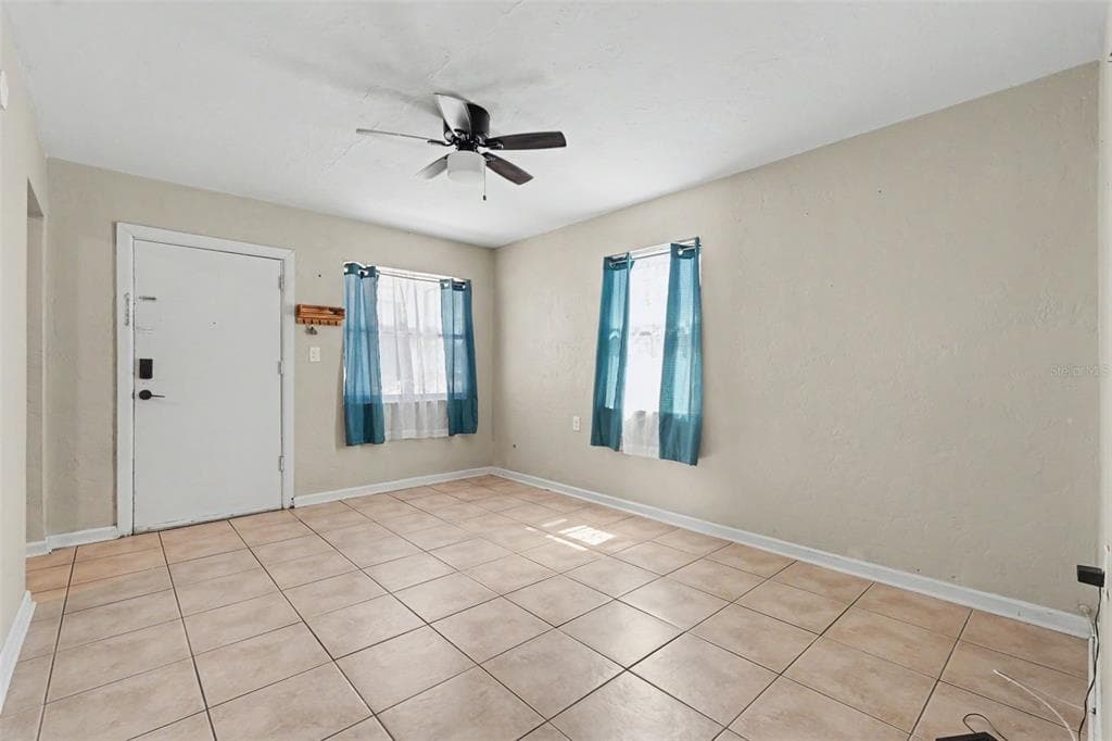 1946 15TH AVENUE S, ST PETERSBURG, FL 33705 — zdjęcie 5