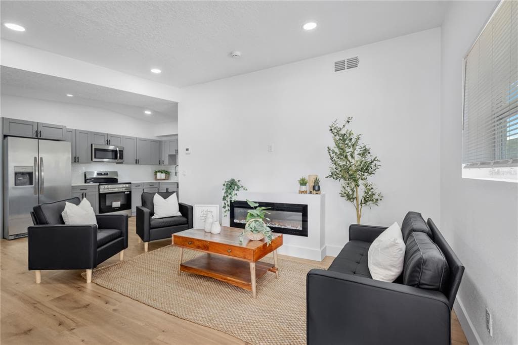 4628 15TH AVENUE S, ST PETERSBURG, FL 33711 — zdjęcie 2