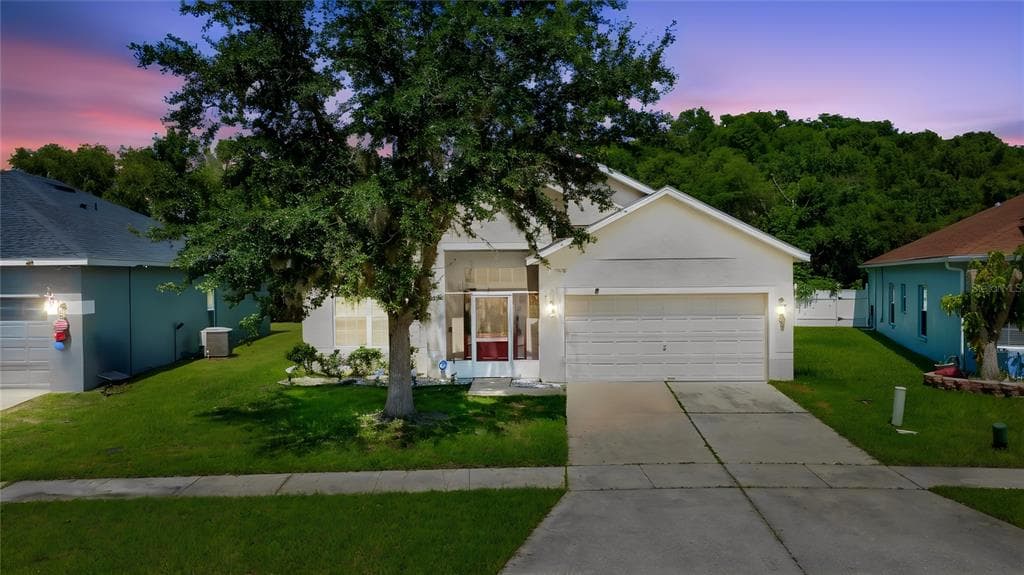 907 HACIENDA CIRCLE, KISSIMMEE, FL 34741