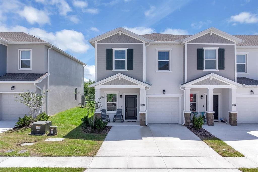 2845 PIERR STREET, DAVENPORT, FL 33837