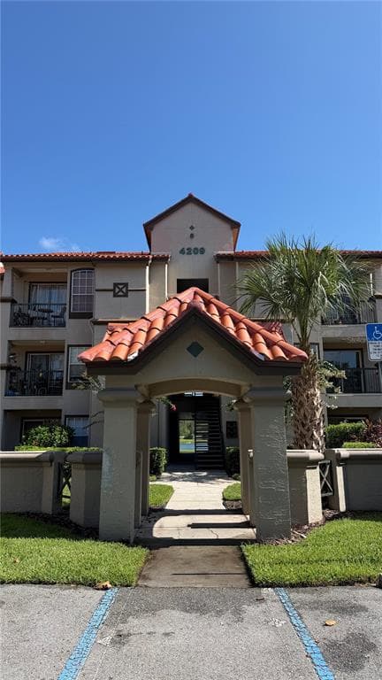4209 WOODSTORKS WALK WAY # 209, LUTZ, FL 33558