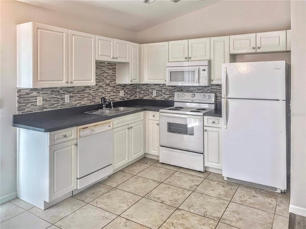 5440 KENSINGTON STREET, SARASOTA, FL 34232 — zdjęcie 4