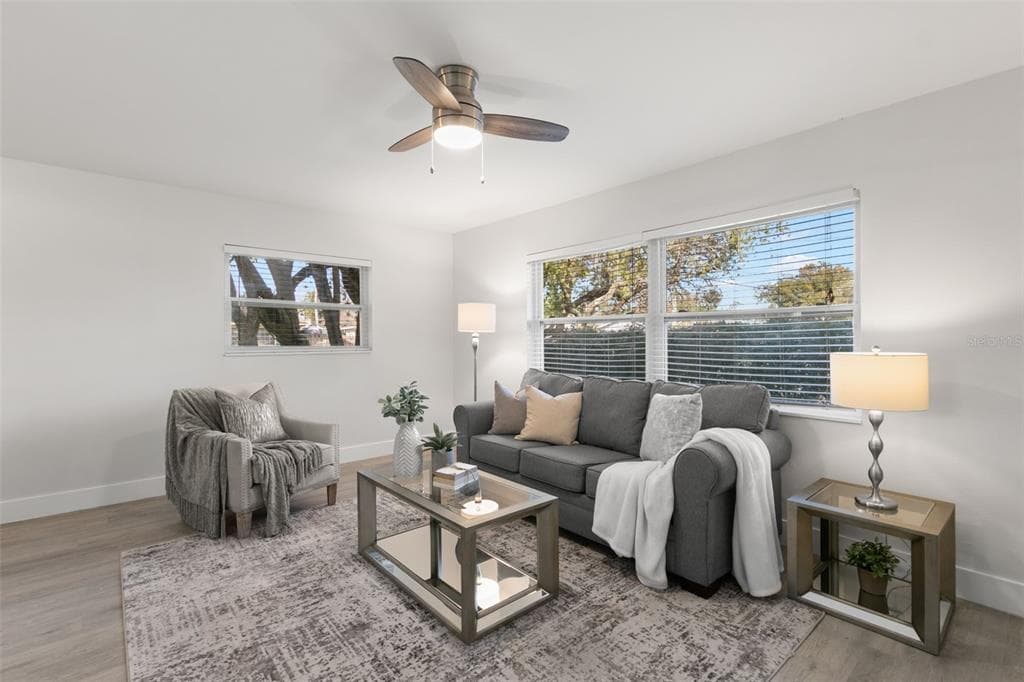5931 DENVER STREET NE, ST PETERSBURG, FL 33703 — zdjęcie 4