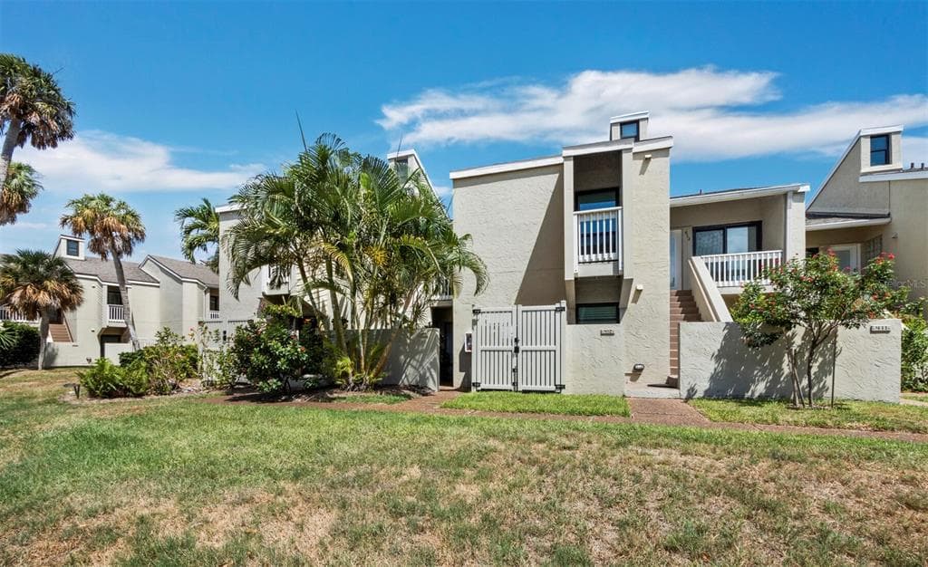 5260 GULF OF MEXICO DRIVE # 413, LONGBOAT KEY, FL 34228