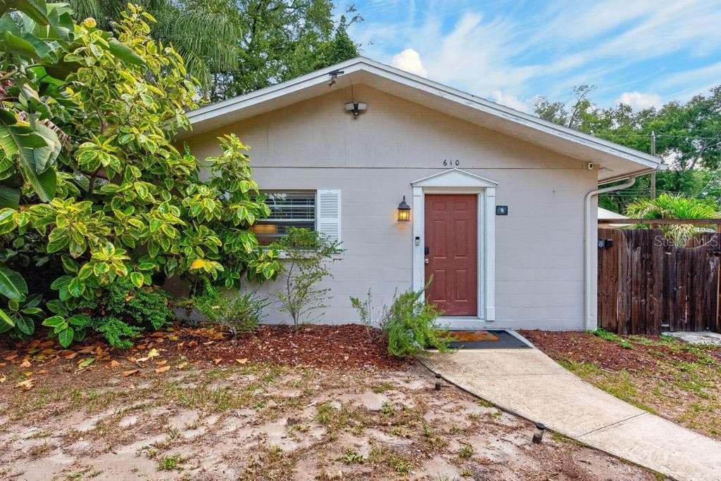 610 1ST AVENUE NE, LARGO, FL 33770