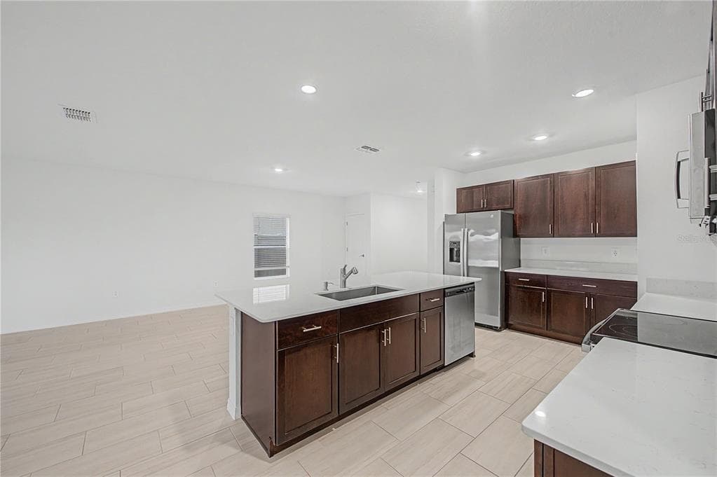 3517 GREAT PARK COURT, PLANT CITY, FL 33565 — zdjęcie 4