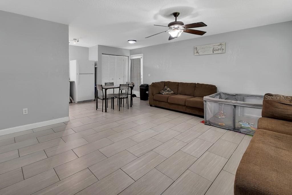 2222 6TH AVENUE, DELAND, FL 32724 — zdjęcie 2