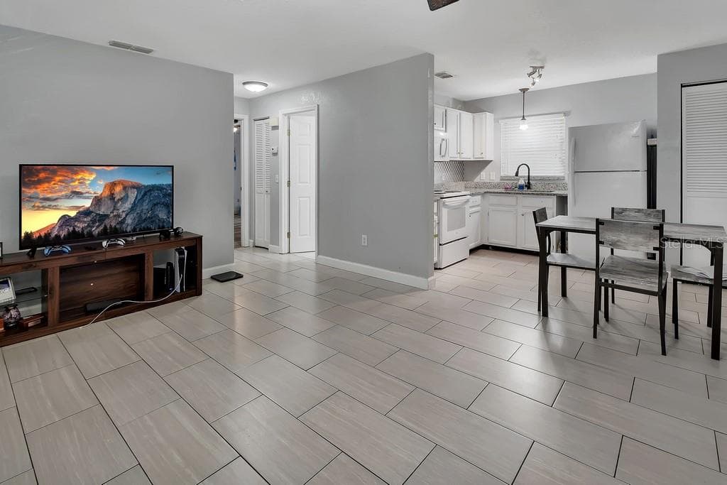 2222 6TH AVENUE, DELAND, FL 32724 — zdjęcie 5