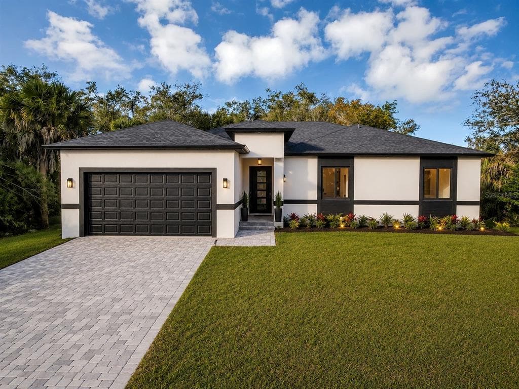 493 SYCAMORE, PORT CHARLOTTE, FL 33954
