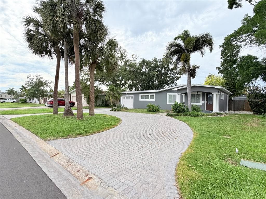1843 OKLAHOMA AVENUE NE, ST PETERSBURG, FL 33703 — zdjęcie 2