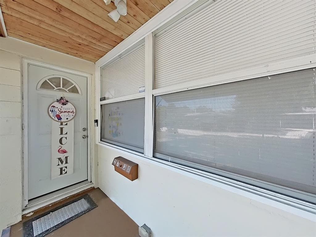 2730 EDWARDS AVENUE S, ST PETERSBURG, FL 33705 — zdjęcie 3