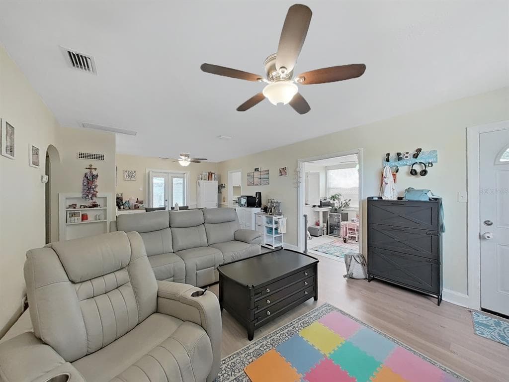 2730 EDWARDS AVENUE S, ST PETERSBURG, FL 33705 — zdjęcie 5