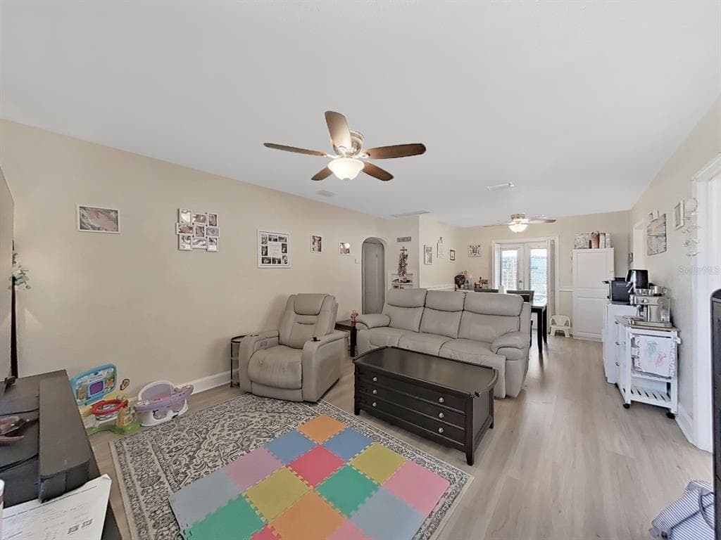 2730 EDWARDS AVENUE S, ST PETERSBURG, FL 33705 — zdjęcie 4