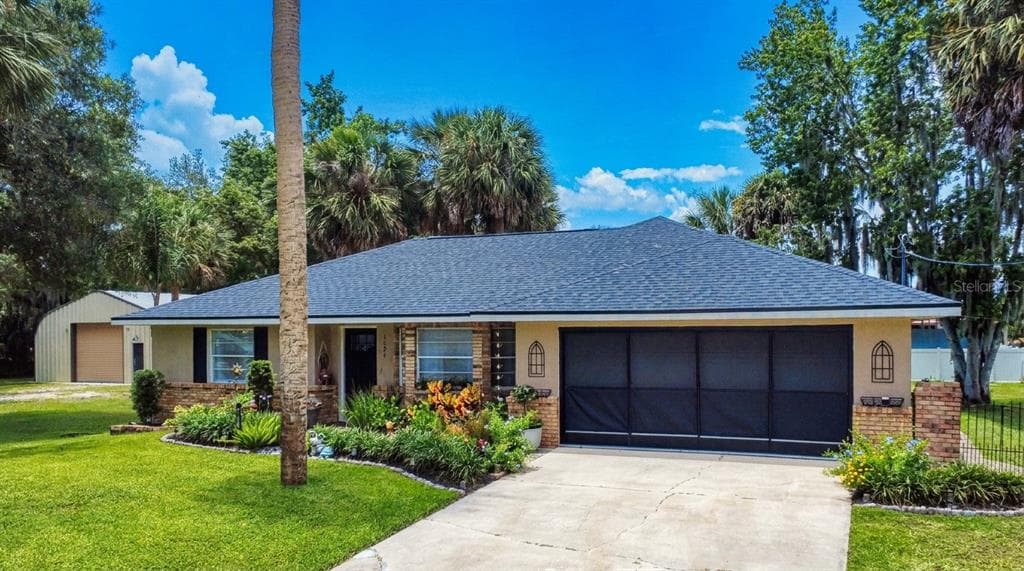 1624 CENTER STREET, DELAND, FL 32720