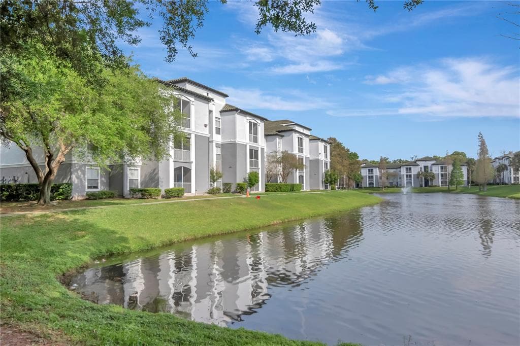 5713 LEGACY CRESCENT PLACE # 101, RIVERVIEW, FL 33578