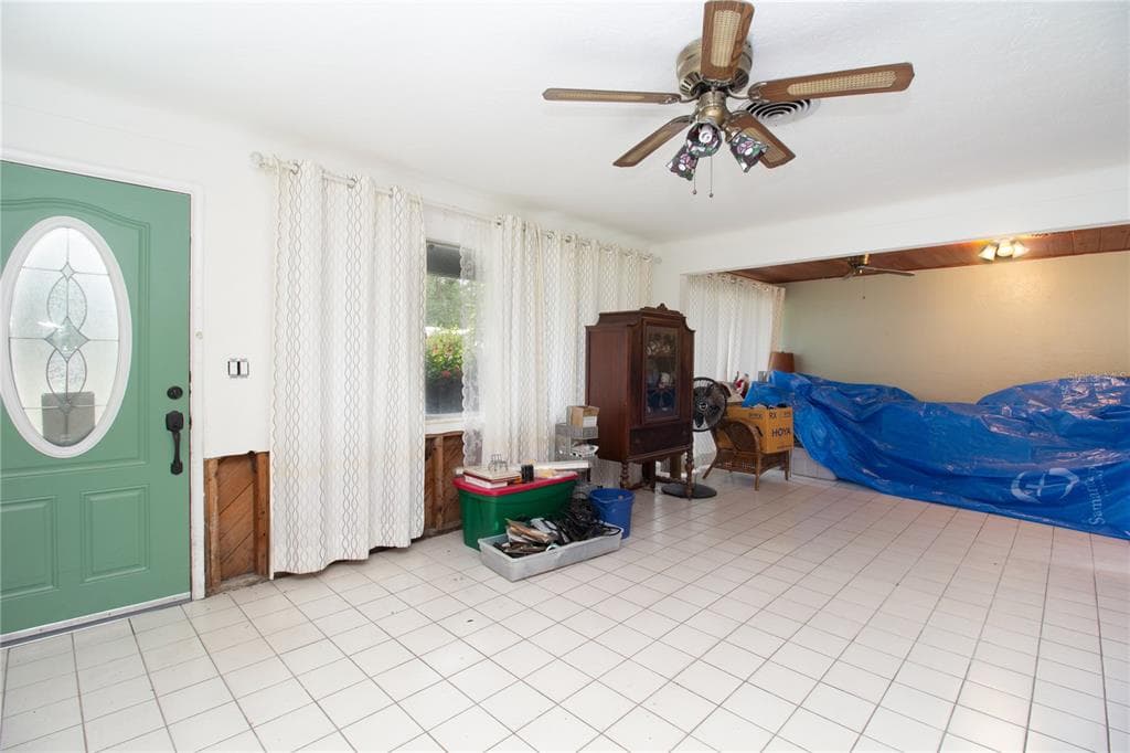 525 HAMPTON AVENUE NE, ST PETERSBURG, FL 33703 — zdjęcie 4