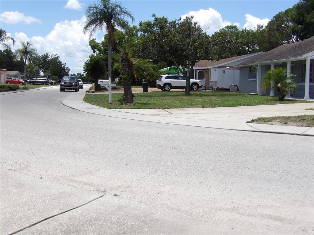 5131 GREENWOOD STREET, NEW PORT RICHEY, FL 34653 — zdjęcie 3