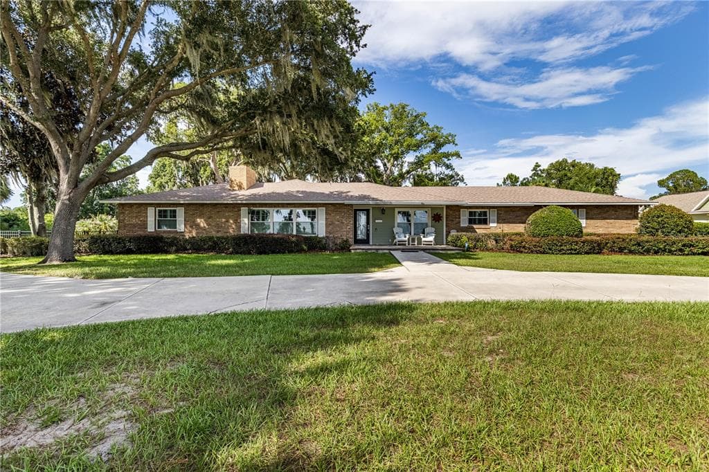 32834 LAKESHORE DRIVE, TAVARES, FL 32778 — zdjęcie 2