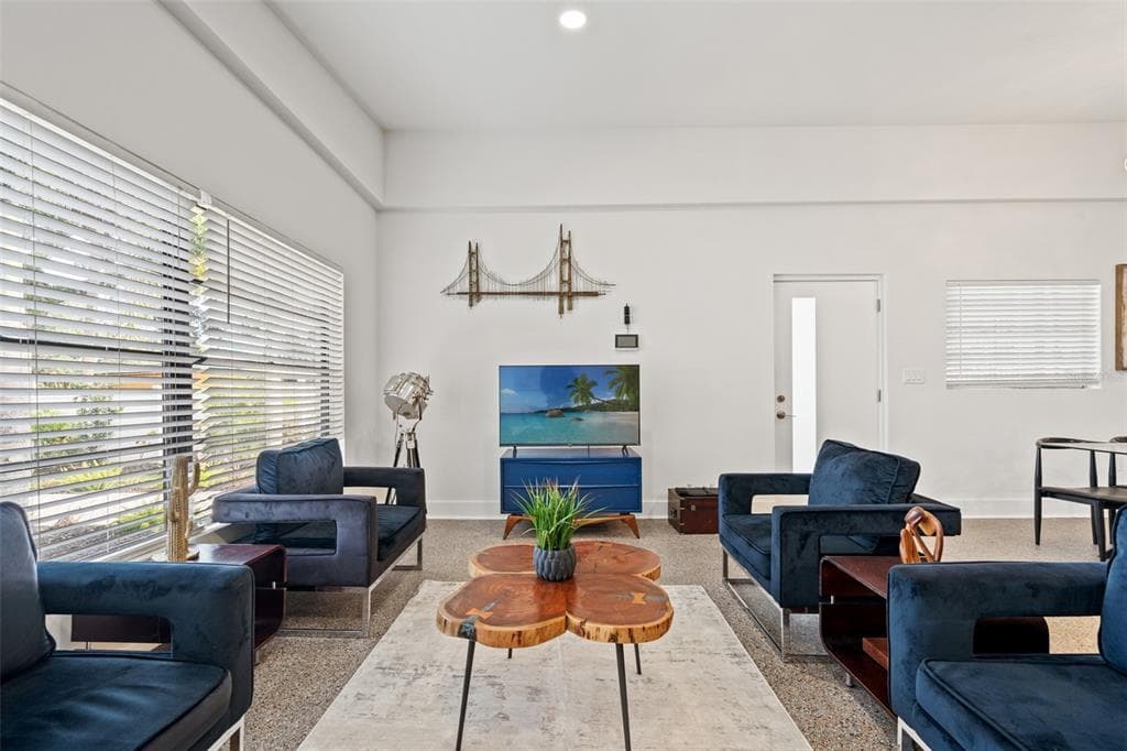 308 E HOLLYWOOD STREET, TAMPA, FL 33604 — zdjęcie 4