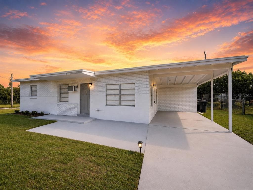 8766 PORTO BELLO AVENUE, NORTH PORT, FL 34287