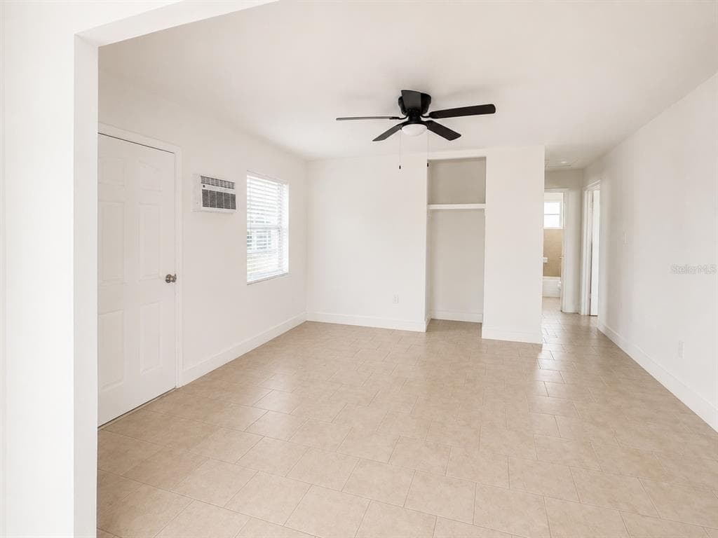 8766 PORTO BELLO AVENUE, NORTH PORT, FL 34287 — zdjęcie 4