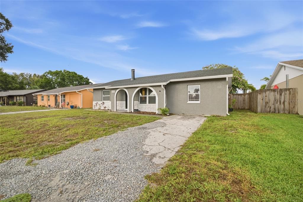 7941 SMOKETREE COURT, LARGO, FL 33773 — zdjęcie 2