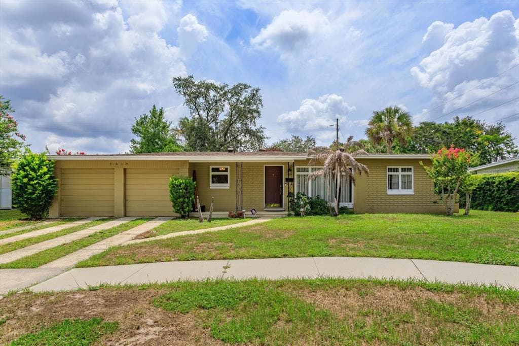 1519 CATALPA LANE, ORLANDO, FL 32806