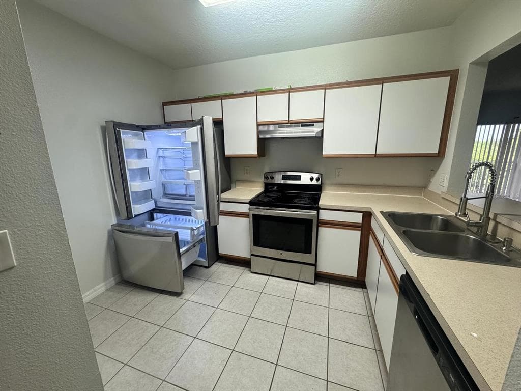 6411 CYPRESSDALE DRIVE # 202, RIVERVIEW, FL 33578 — zdjęcie 4
