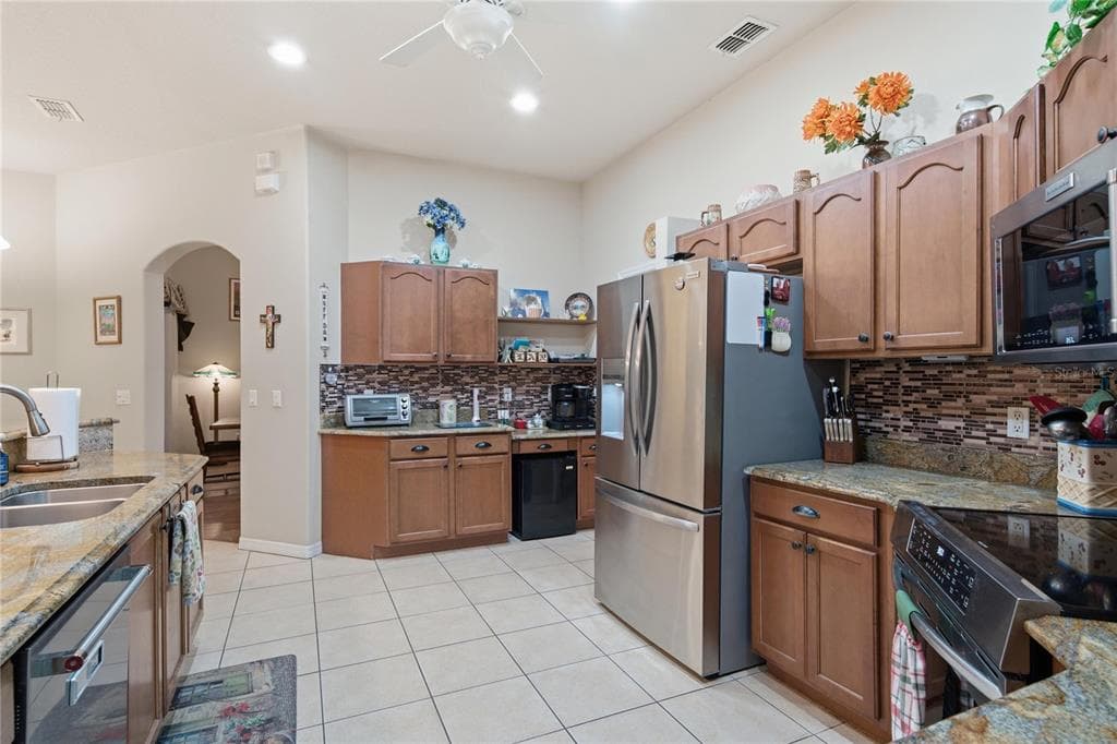 4 MILBARK DRIVE, HOMOSASSA, FL 34446 — zdjęcie 4