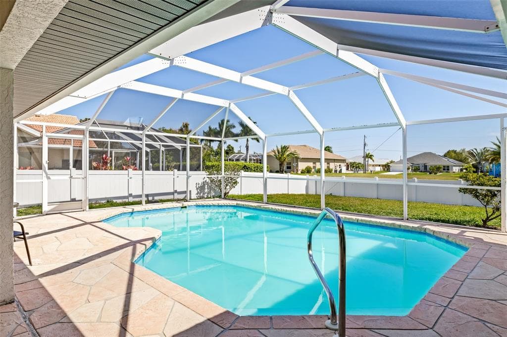 2250 RIO DE JANEIRO AVENUE, PUNTA GORDA, FL 33983 — zdjęcie 2
