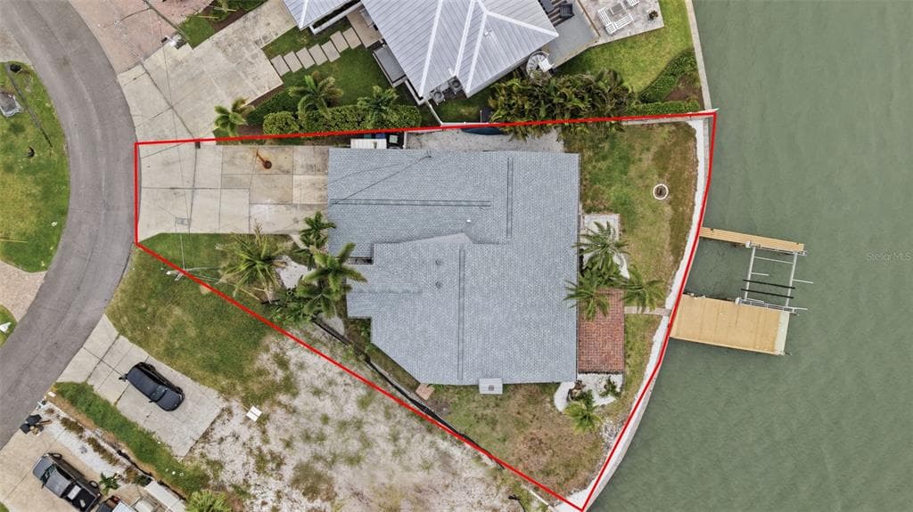16115 4TH STREET E, REDINGTON BEACH, FL 33708 — zdjęcie 4
