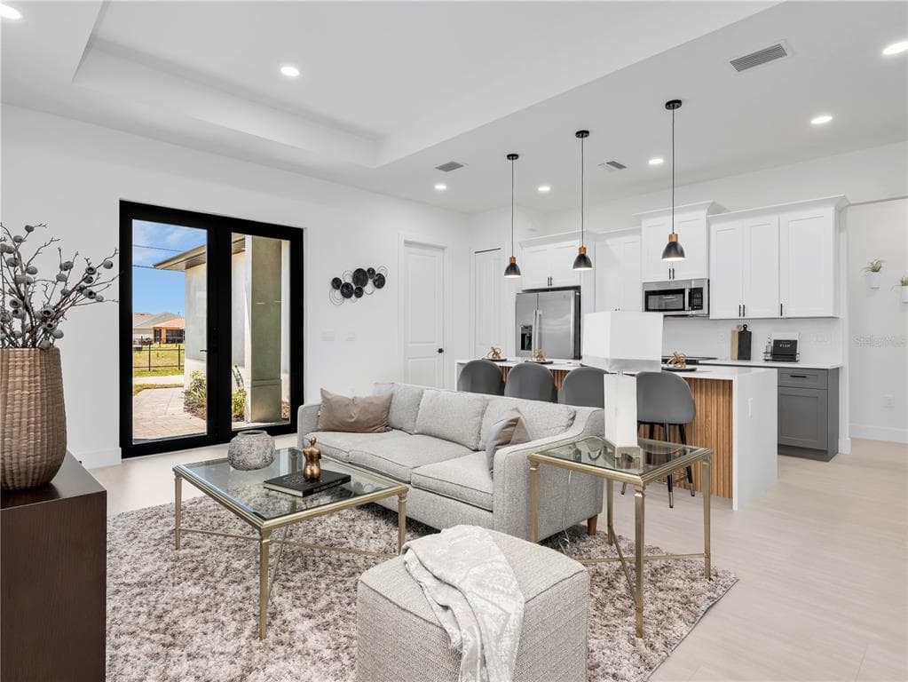 1704 NW 6TH PLACE, CAPE CORAL, FL 33993 — zdjęcie 5