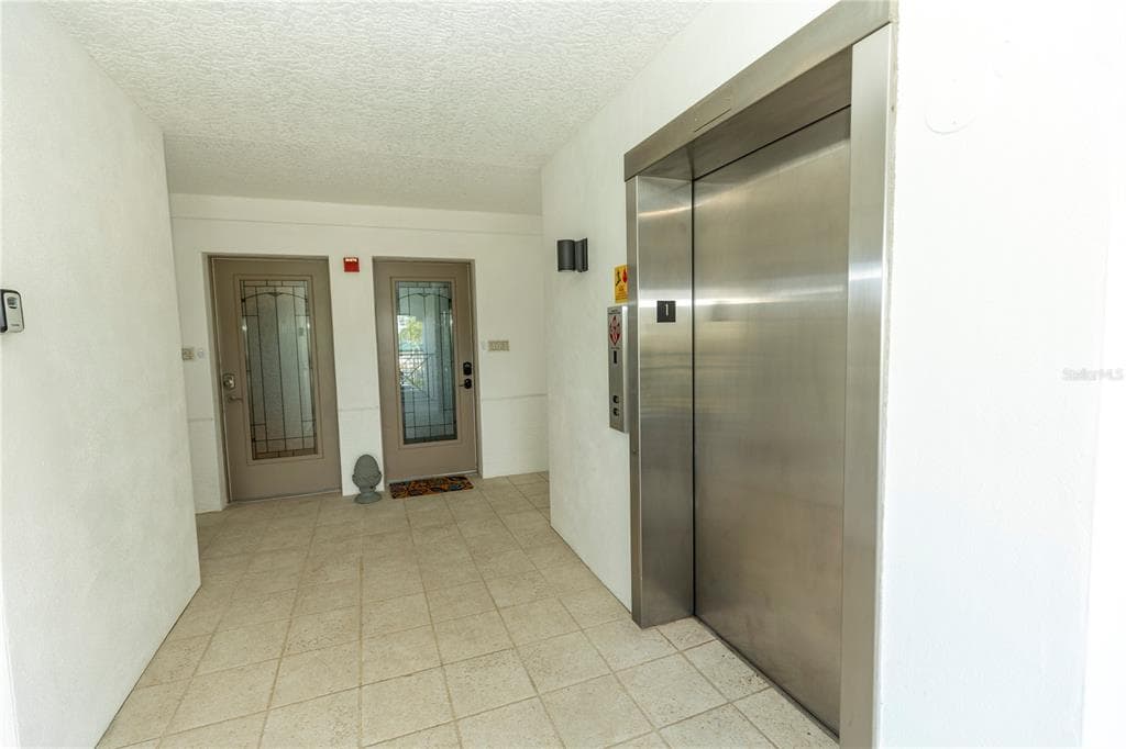 9203 GRIGGS ROAD # 102, ENGLEWOOD, FL 34224 — zdjęcie 2