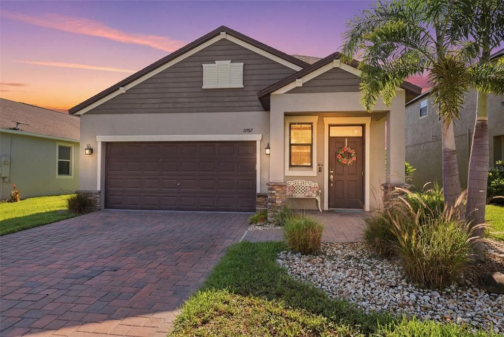 11767 LAKE BOULEVARD, NEW PORT RICHEY, FL 34655