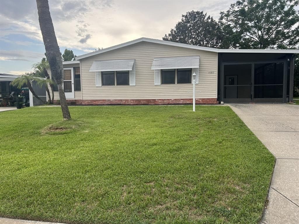 1550 HILLCREST DRIVE, THE VILLAGES, FL 32159