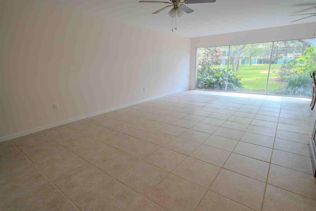 225 COUNTRY CLUB DRIVE # D142, LARGO, FL 33771 — zdjęcie 4